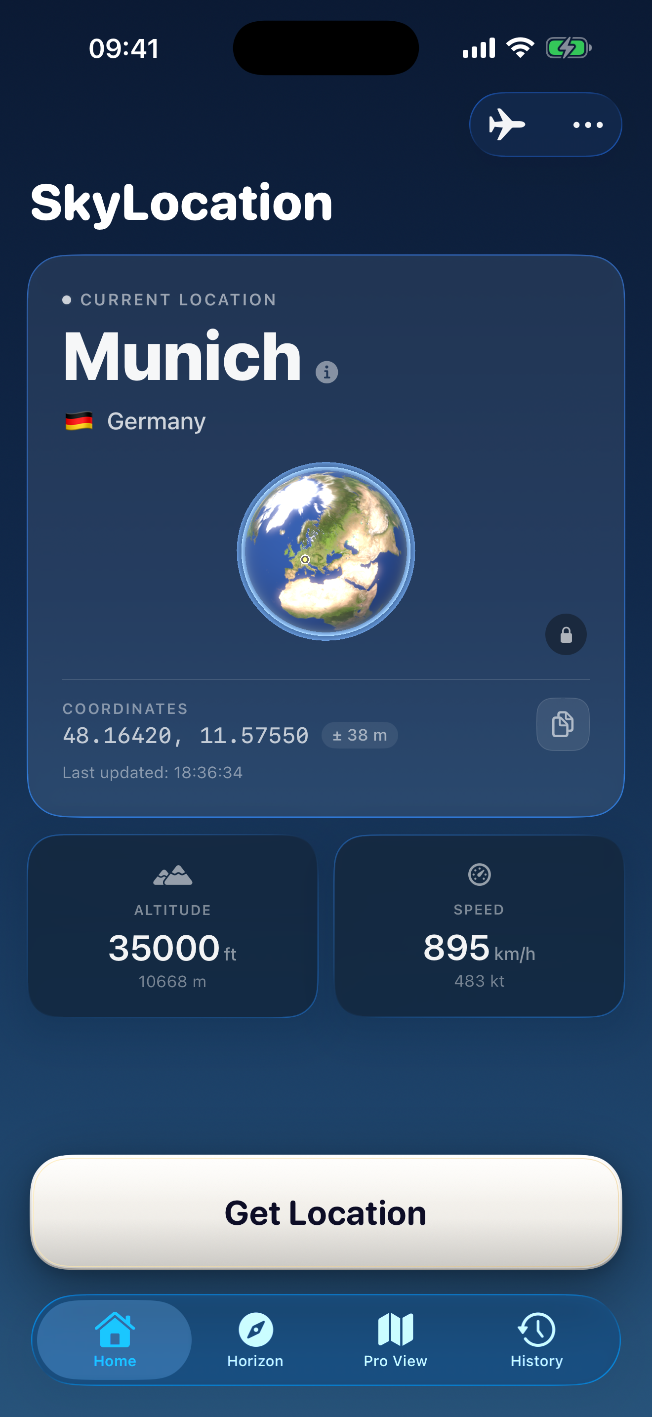 The current SkyLocation interface showing Munich, coordinates, altitude, and speed.